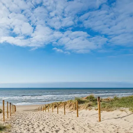 Lola's Beachhouse Noordwijk