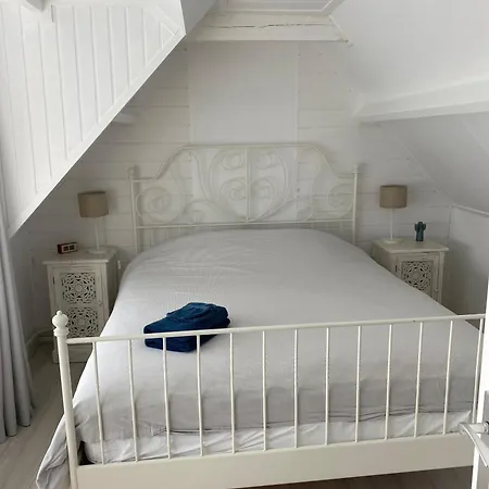 Lola's Beachhouse Feriehus *