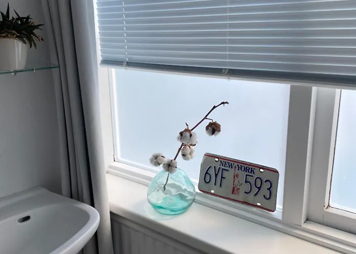 Lola's Beachhouse Дом отдыха *