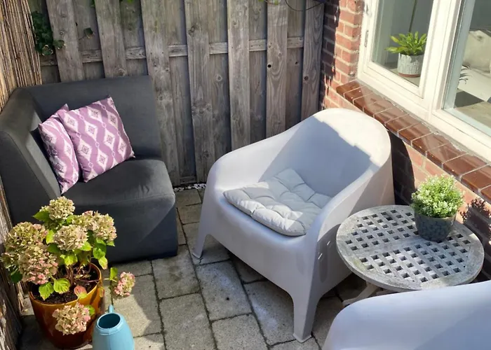 Дом отдыха Lola's Beachhouse